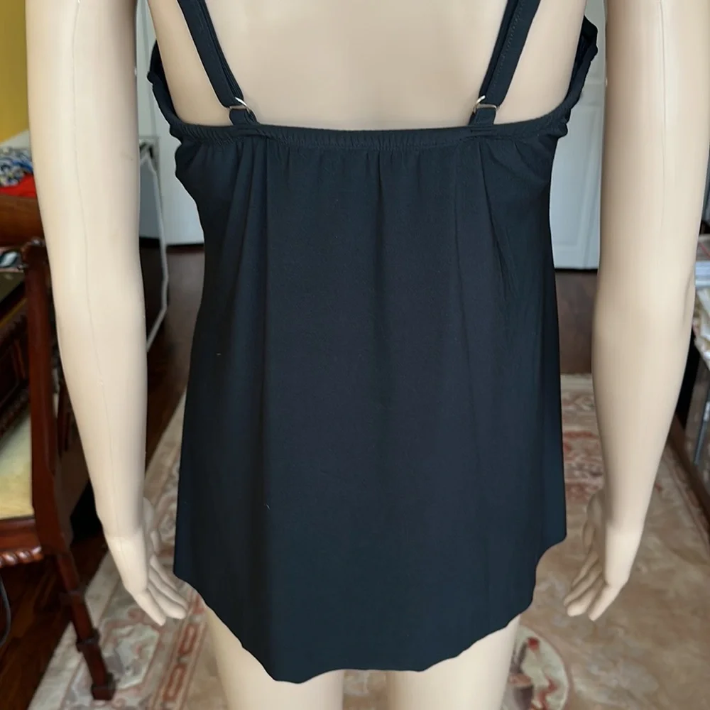 Miraclesuit Marina Black Underwire Plunge Tankini Top Women's Size 10
